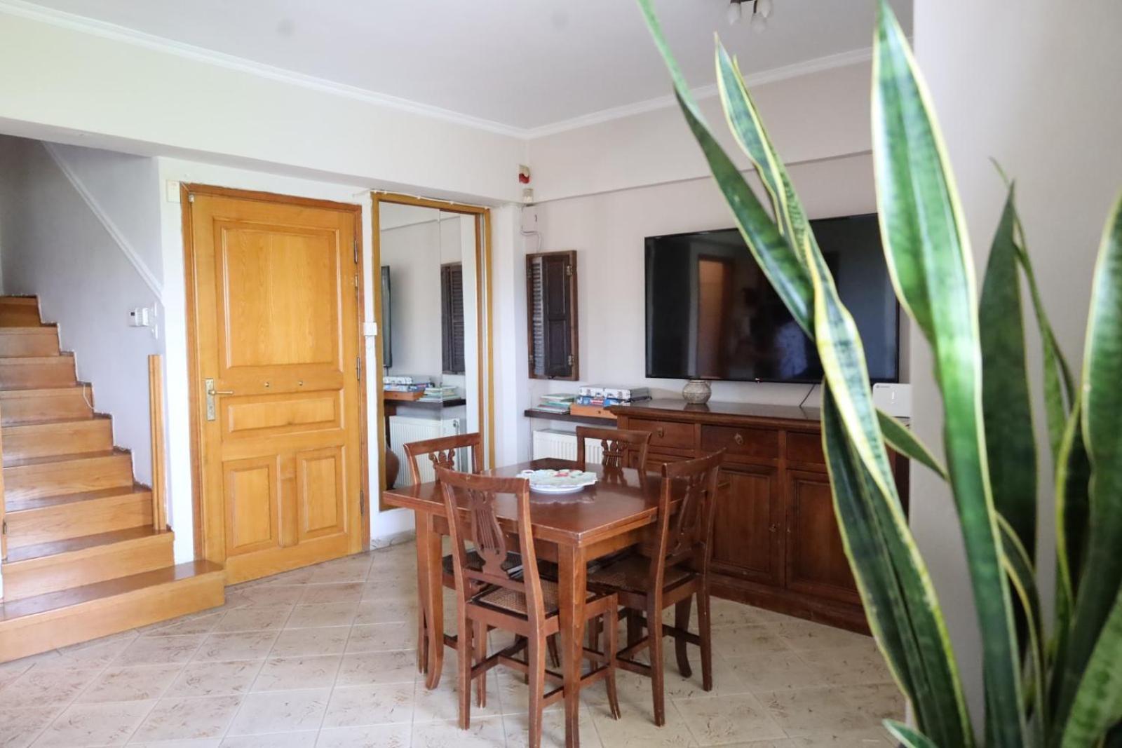 Mονοκατοικία - Mεζονέτα Apartment Athens